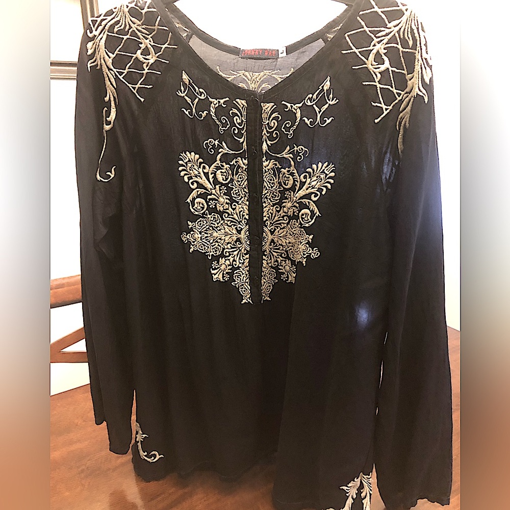EUC Johnny Was Navy Blue Embroidered Tunic Top Size L